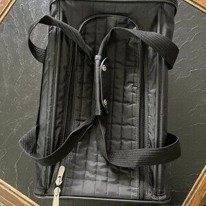 Black Sherpa Pet Carrier (Medium)